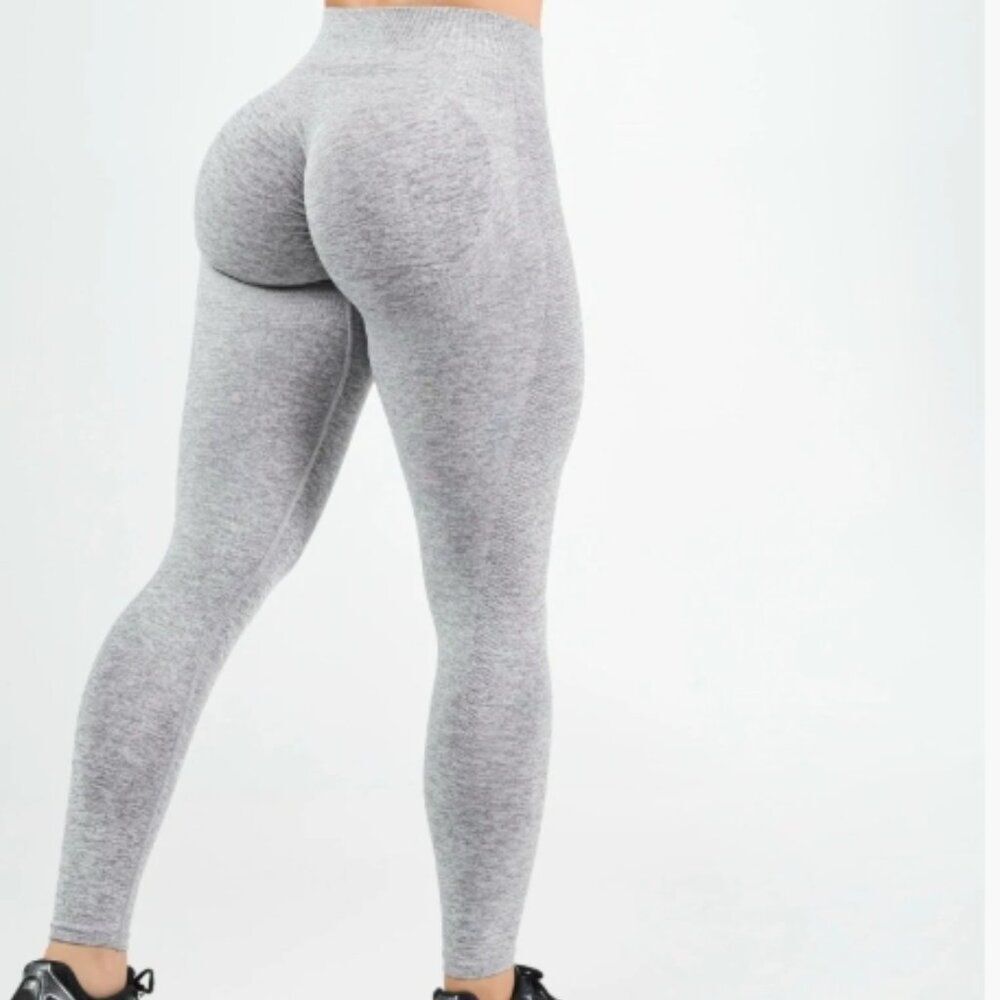 Like New! Prozis MuseFit Mid-Waist Leggings in Light Gray Melange in Size M